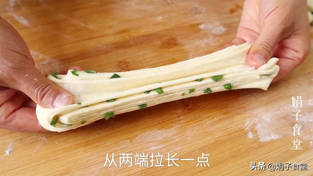 简单的花卷的做法拧法,简单花卷的几种拧法图解