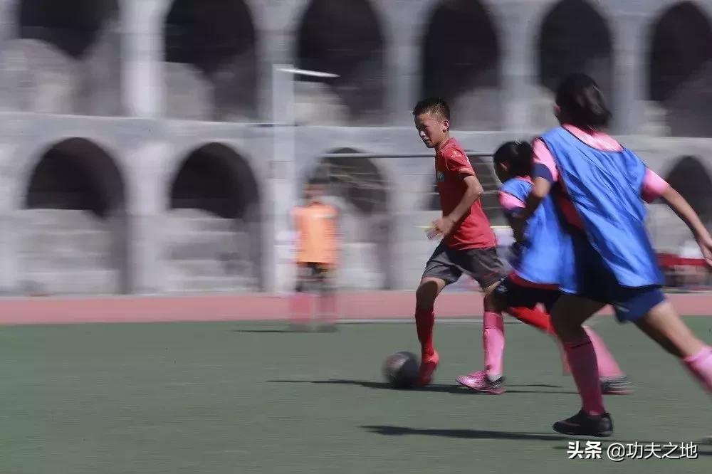 登封市少林足球武校是哪个学校,少林武校的足球班