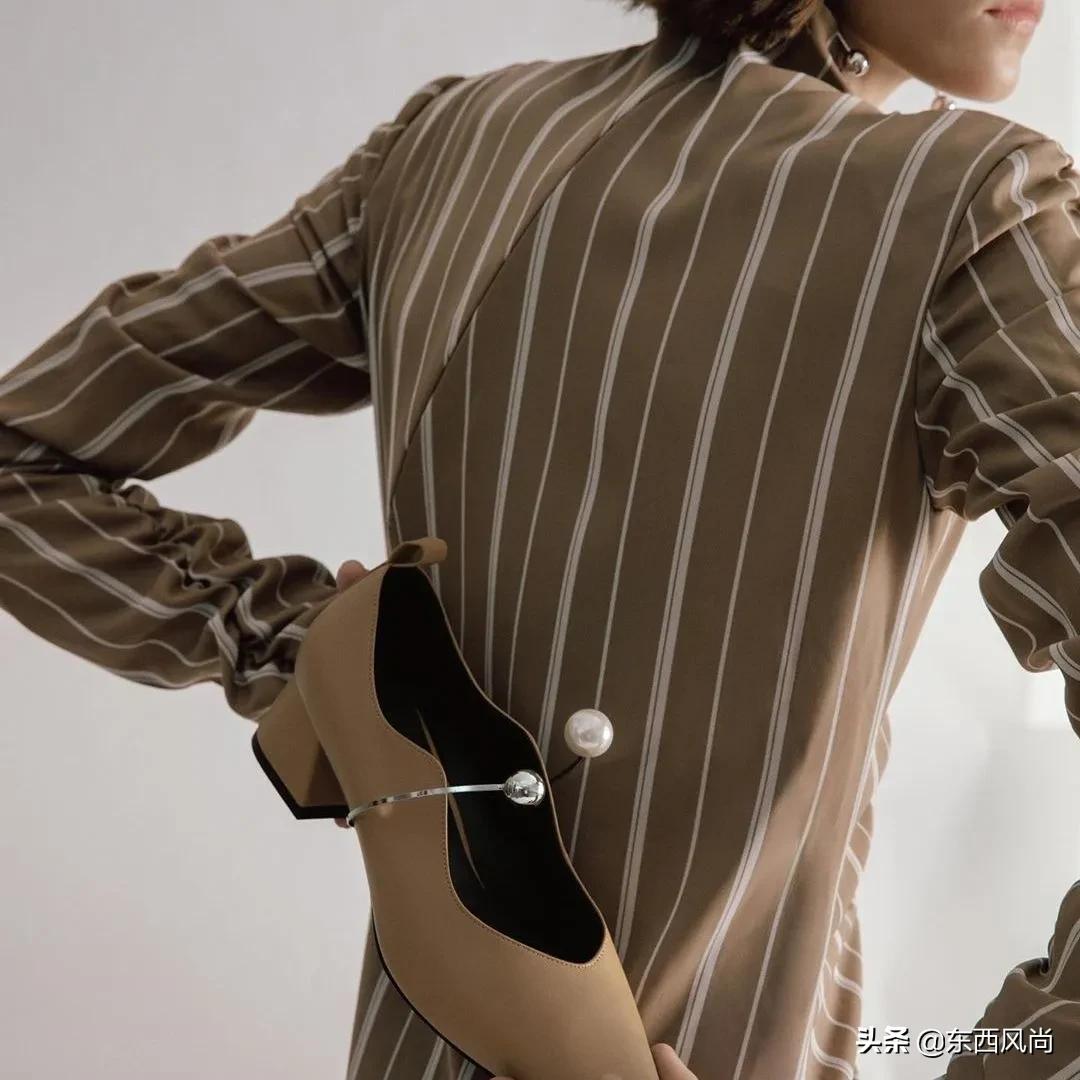 低调而不失奢华的高跟鞋,优雅而不失风度的高跟鞋