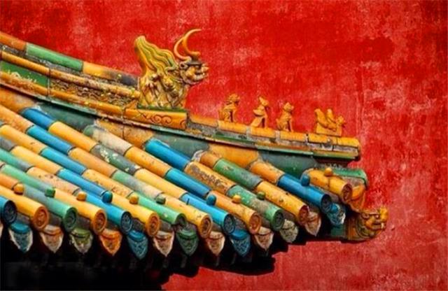 名器“琉璃”，价比玉高，为何常被古人用作建筑材料？