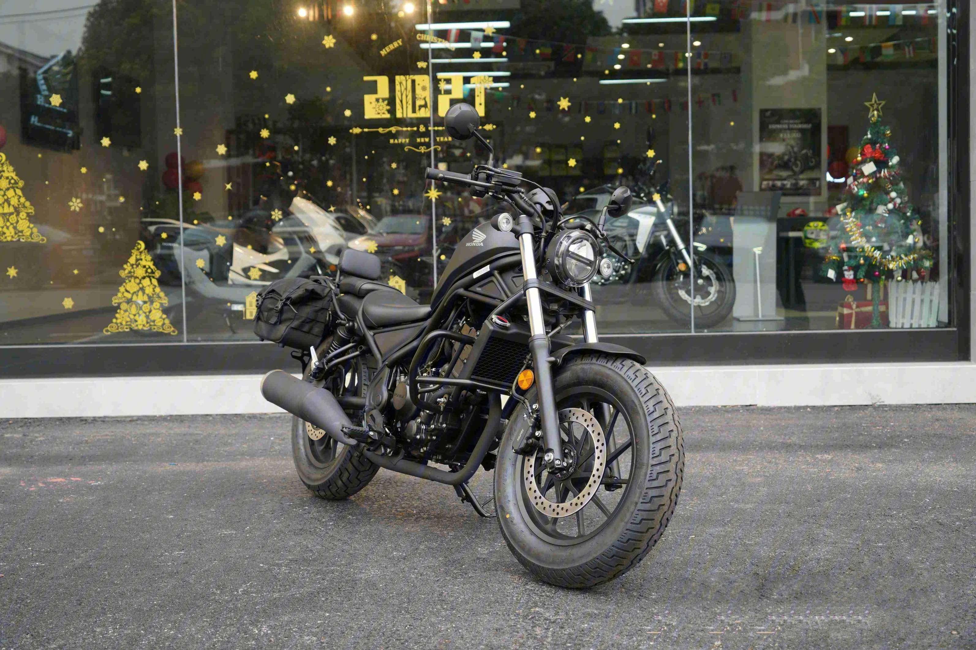 HONDACM300一款舒适而又省心的巡航入门车型