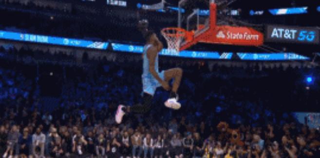 戈登扣篮大赛韦德全场嘘声,韦德给戈登打9分的扣篮视频