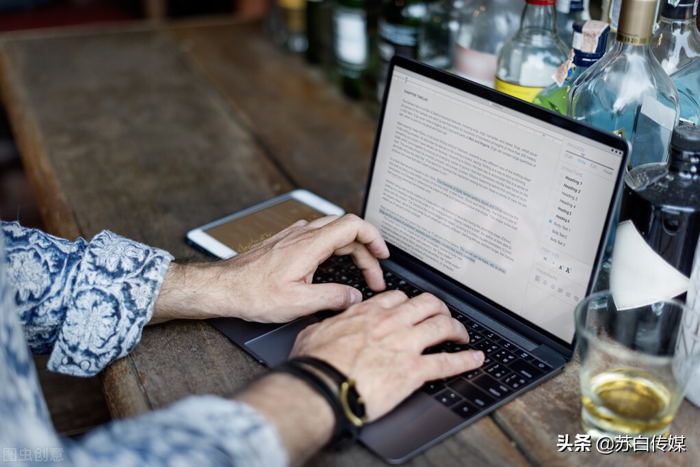 网络作家写手就业前景,网络作家与传统作家收入