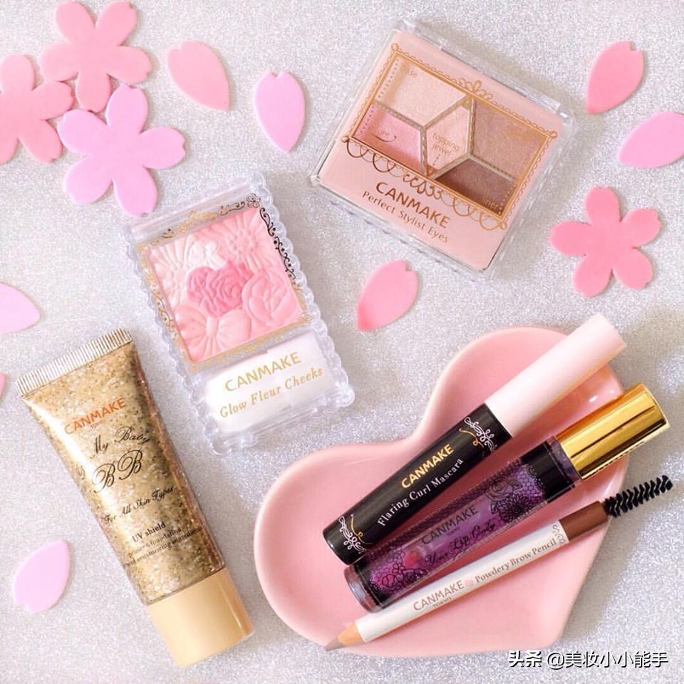 如何用腮红做液体眼影教程,新手选什么颜色腮红眼影