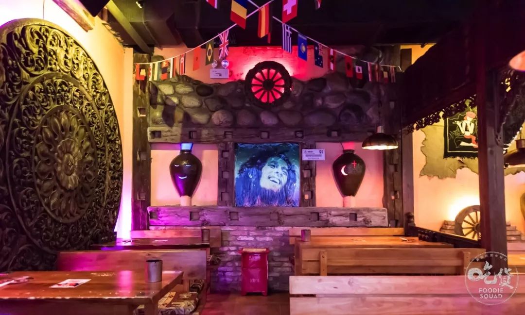 一家超有氛围感的小酒馆,这家小酒馆