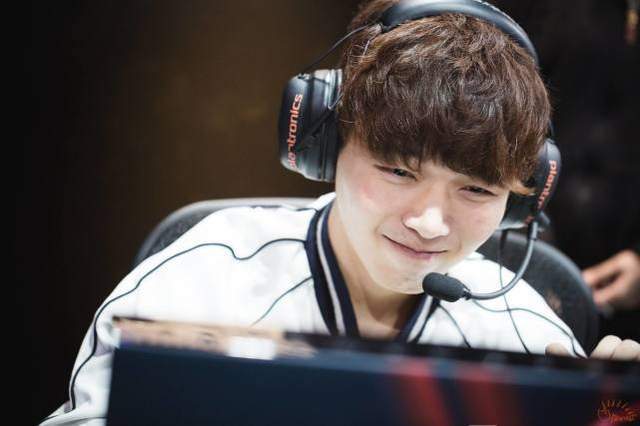 theshy有几个最佳阵容,韩国评价theshy和宁王