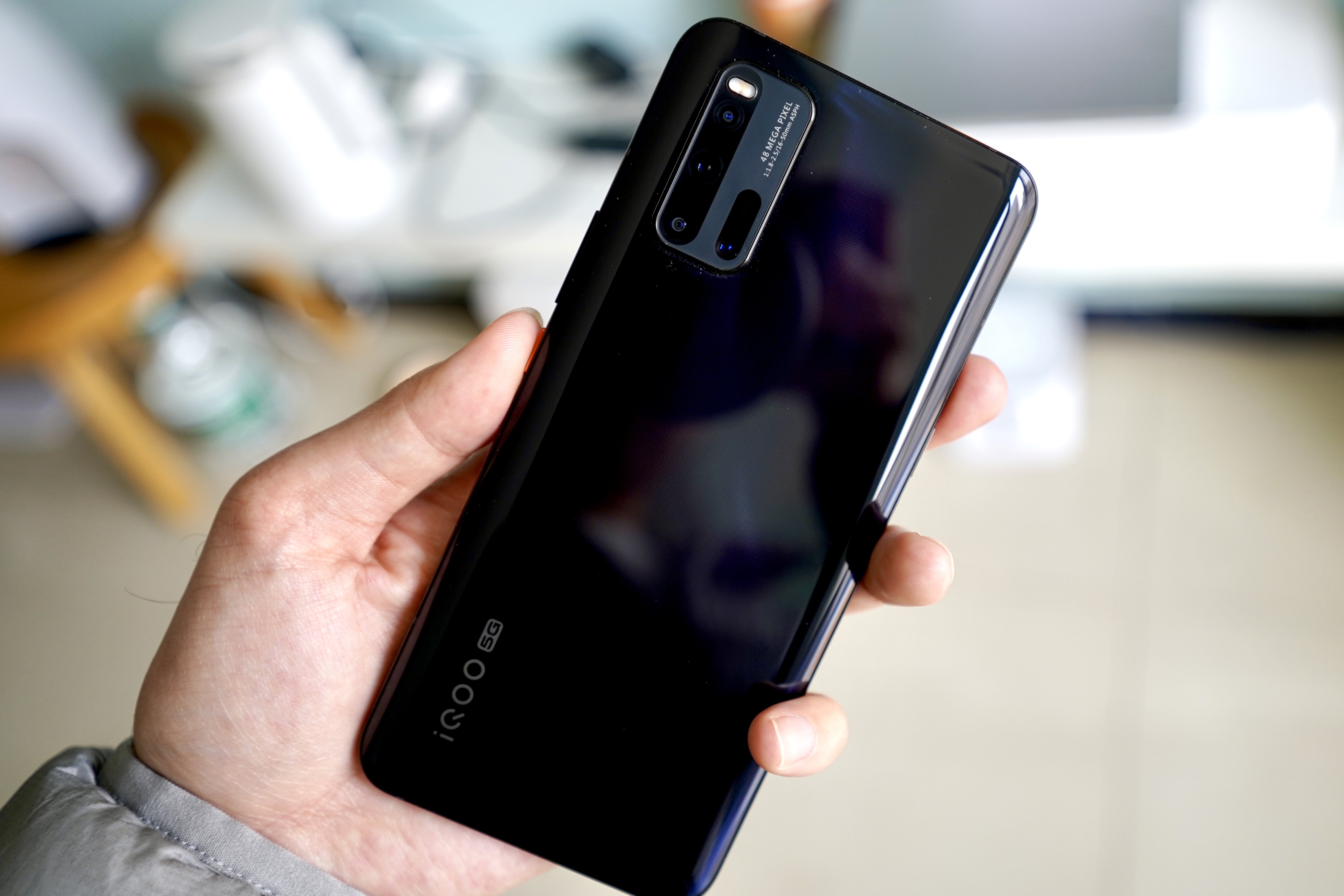 iqoo3手机评测还能战几年,iqoo3测评这才是旗舰该有的样子