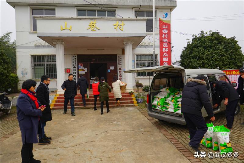 情暖万名孤寡老人公益活动,关爱孤寡老人爱心捐赠暖人心