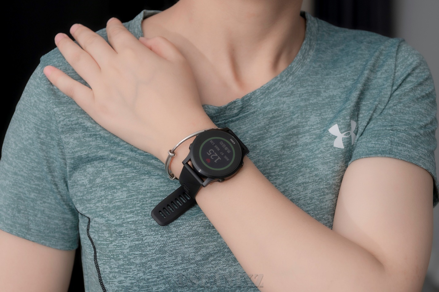 ezon宜准r6测评,宜准R6专业运动手表