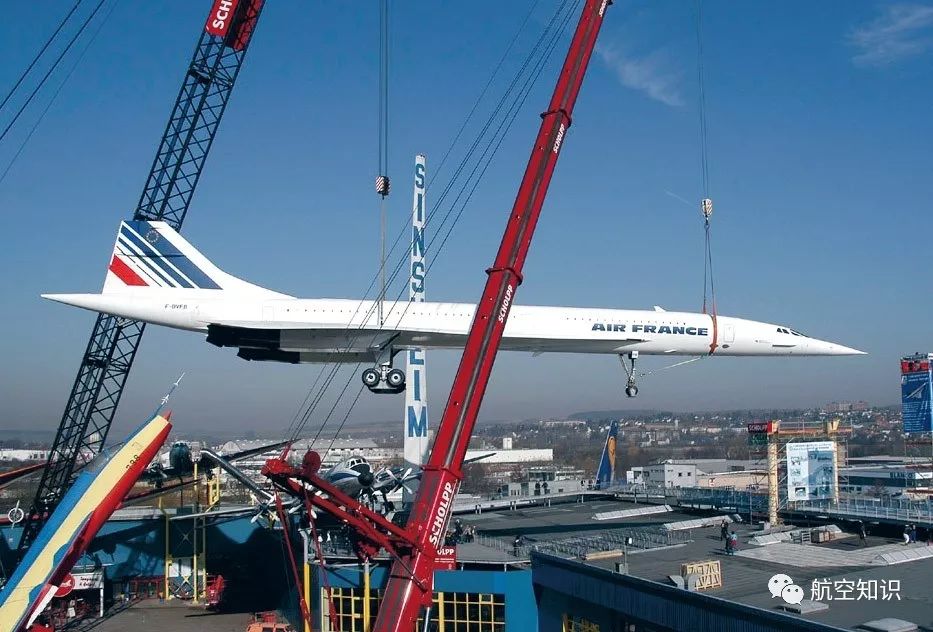 《天鹅之歌》,天鹅之歌主题歌