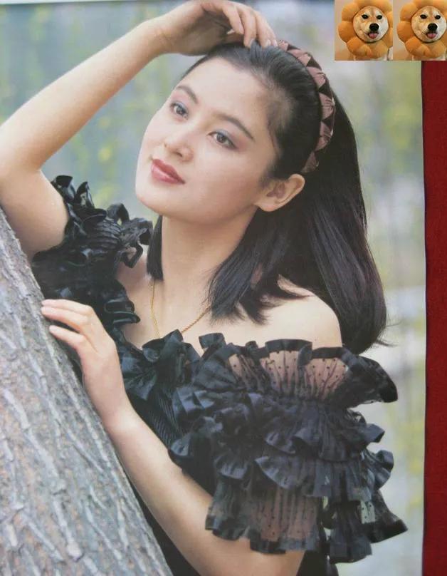 八九十年代的女明星挂历，复古又雷人，都是青春的记忆，好怀念啊