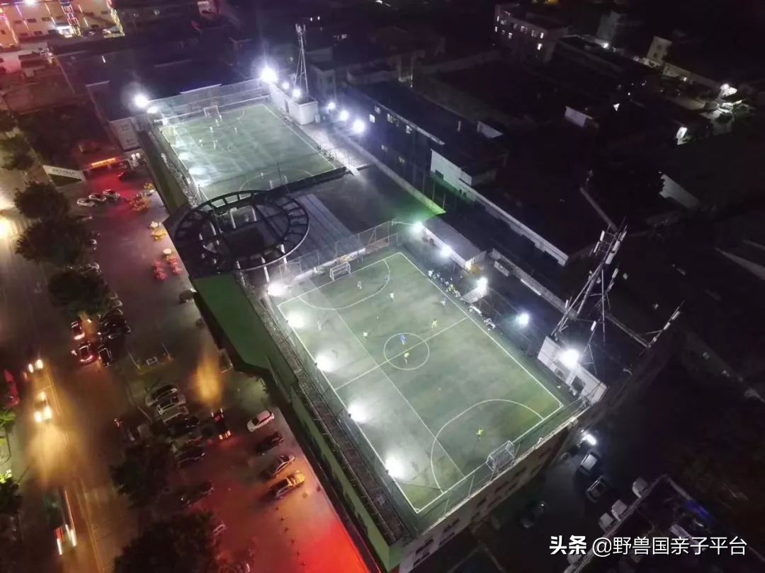 把最纯正意大利足球带来东莞，这个爸爸说足球应该这样学