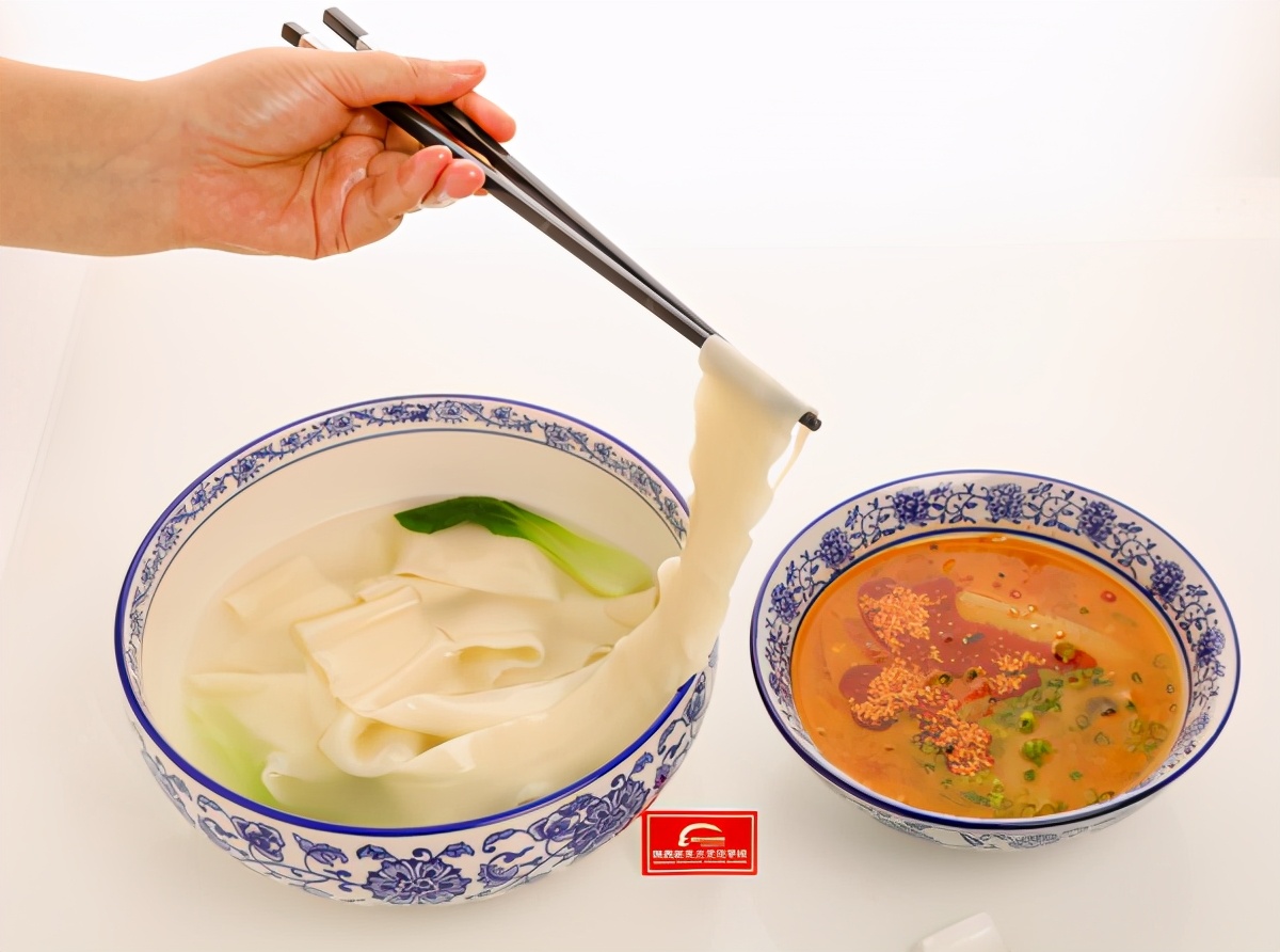 西安学面食培训的地方,陕西面食培训学习面食技术开店