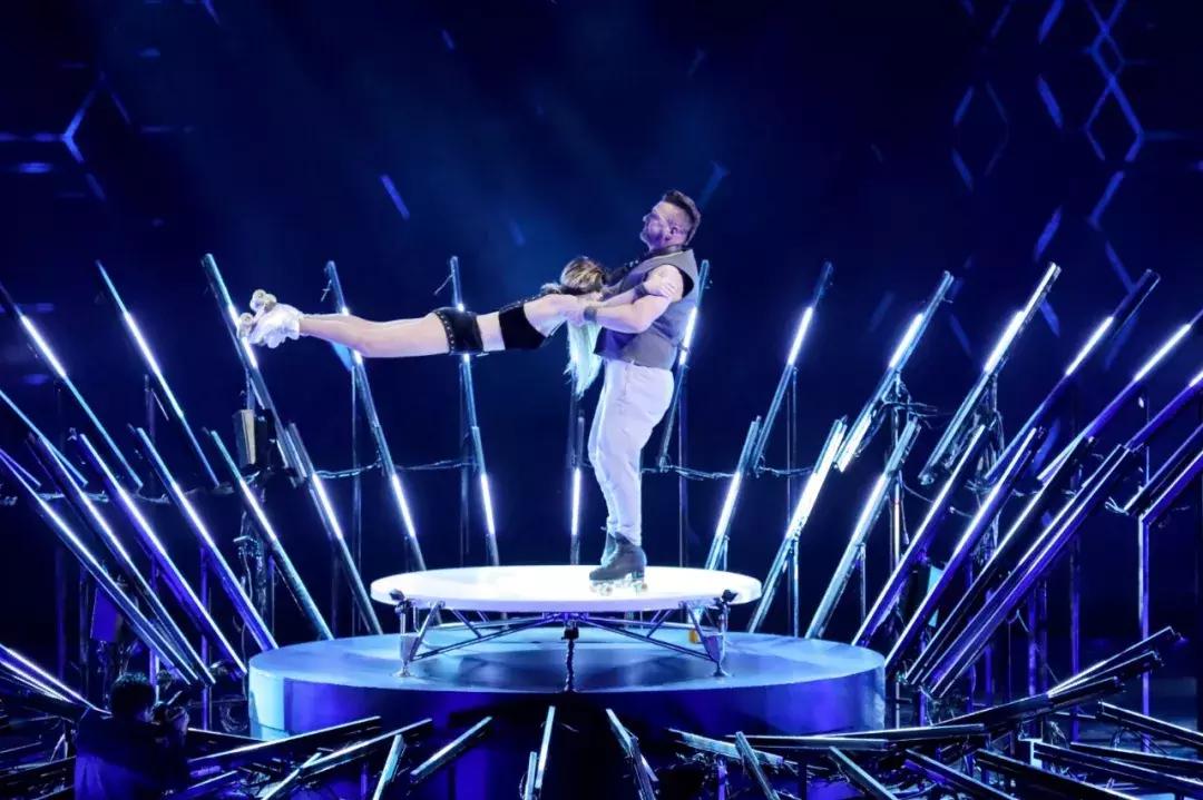 《巅峰之夜》：比顶级才艺更触动人心的，是跨越国界的共通情感