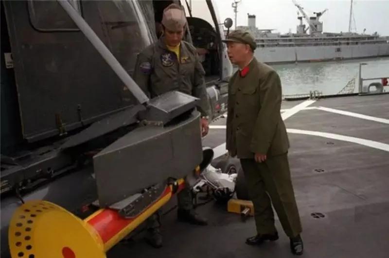 向您敬礼表情图片,尊重原创向您敬礼