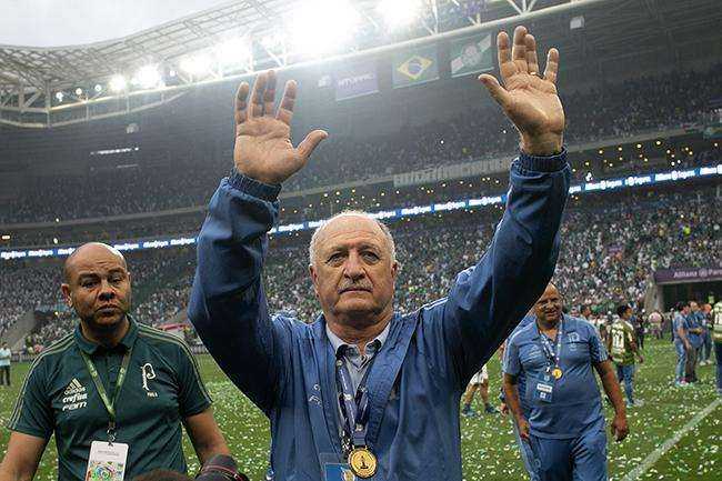 足坛历史伟大的中锋,足球主教练排行前十名有哪些