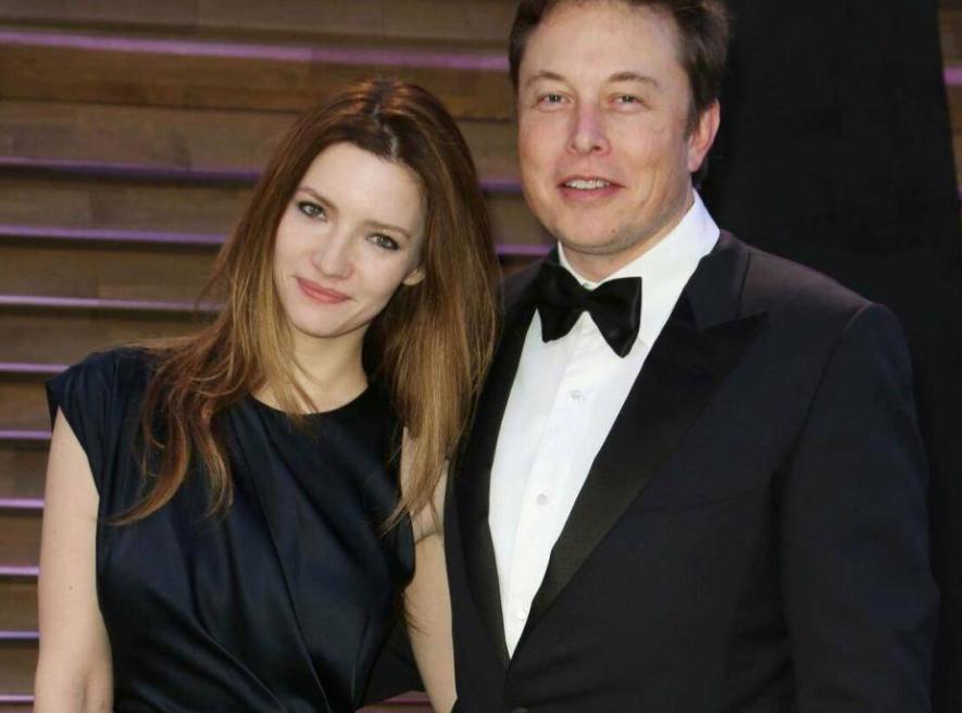 “失控特斯拉”背后富豪：身价千亿、逃兵役、泡女明星、有6个娃