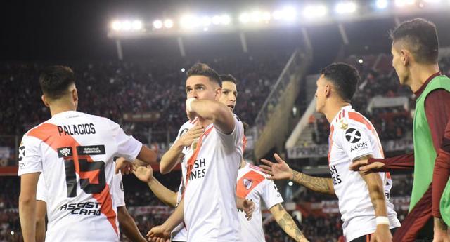 阿根廷马拉多纳复出,马拉多纳最后一场足球比赛