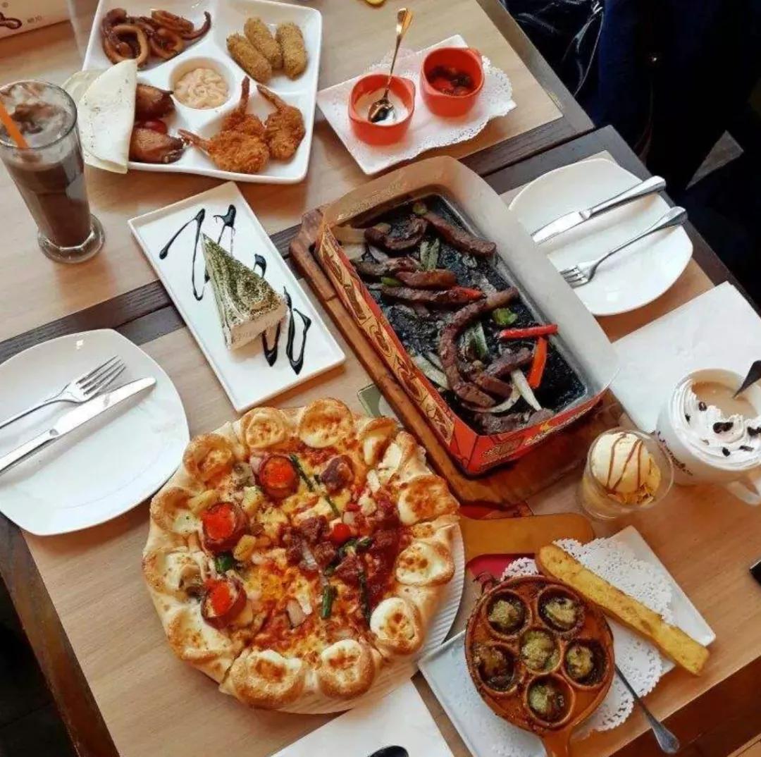 必胜客创办人,必胜客创始人