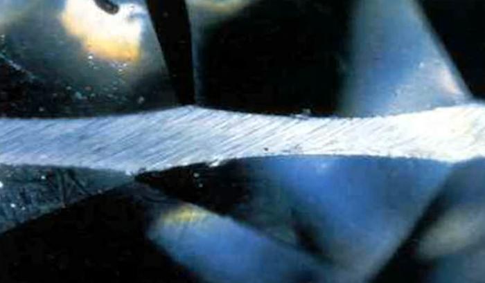 人工合成钻石和锆石区别,合成立方氧化锆和钻石能看出来吗