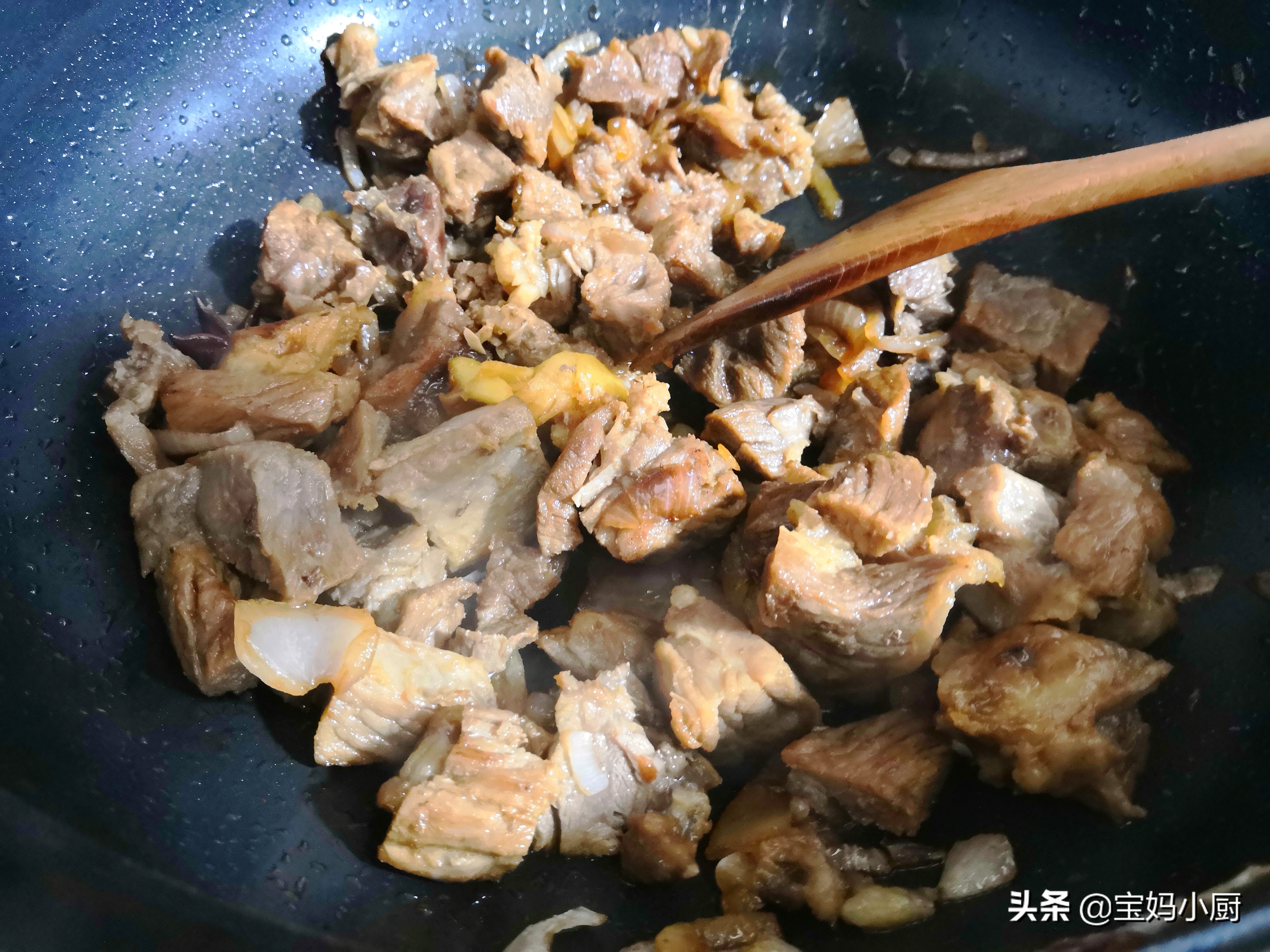怎么炖牛肉软烂可口,软烂入味的炖牛肉