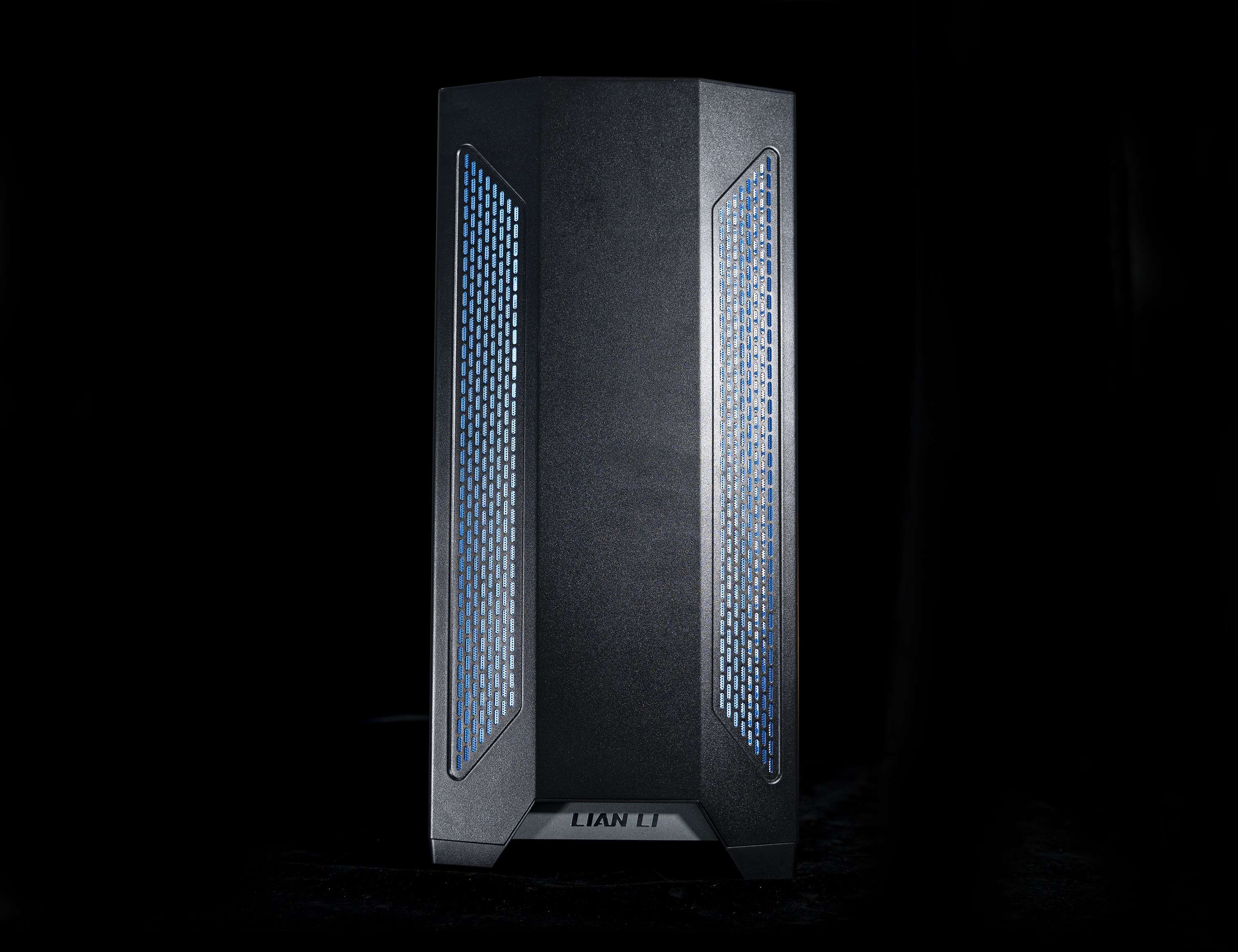 联力鬼斧机箱装机配件推荐,联力鬼斧机箱安装视频