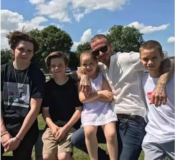贝克汉姆与妻子的关系,贝克汉姆妻子14亿豪宅