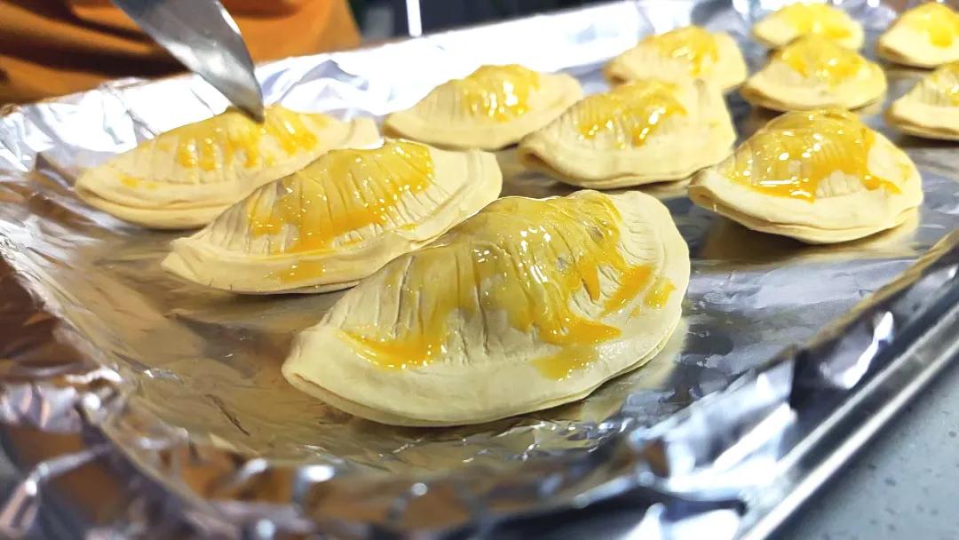 用蛋挞皮怎么做菠萝派视频,菠萝派蛋挞皮用空气炸锅做法