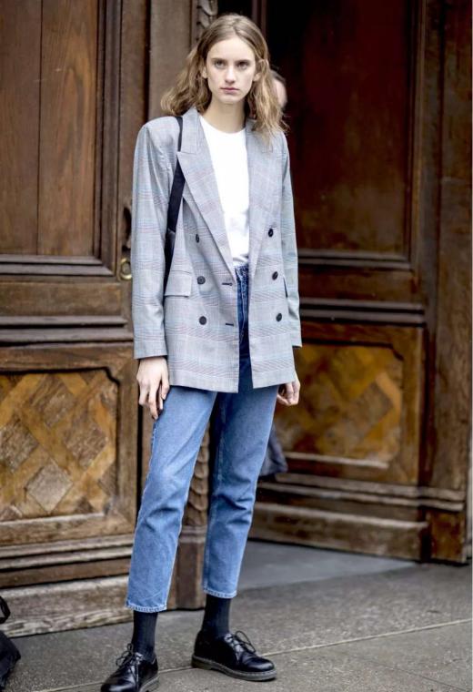 扔掉你的运动鞋,扔掉你的皮鞋