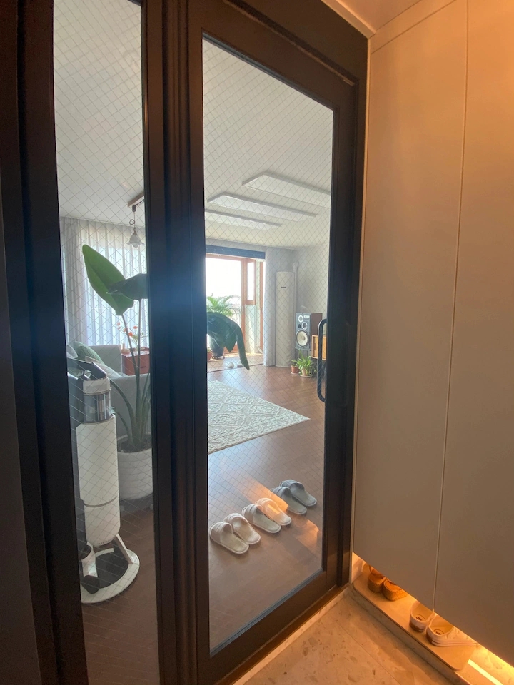 一位单身阿姨晒出独居生活照,52岁阿姨晒独居生活照