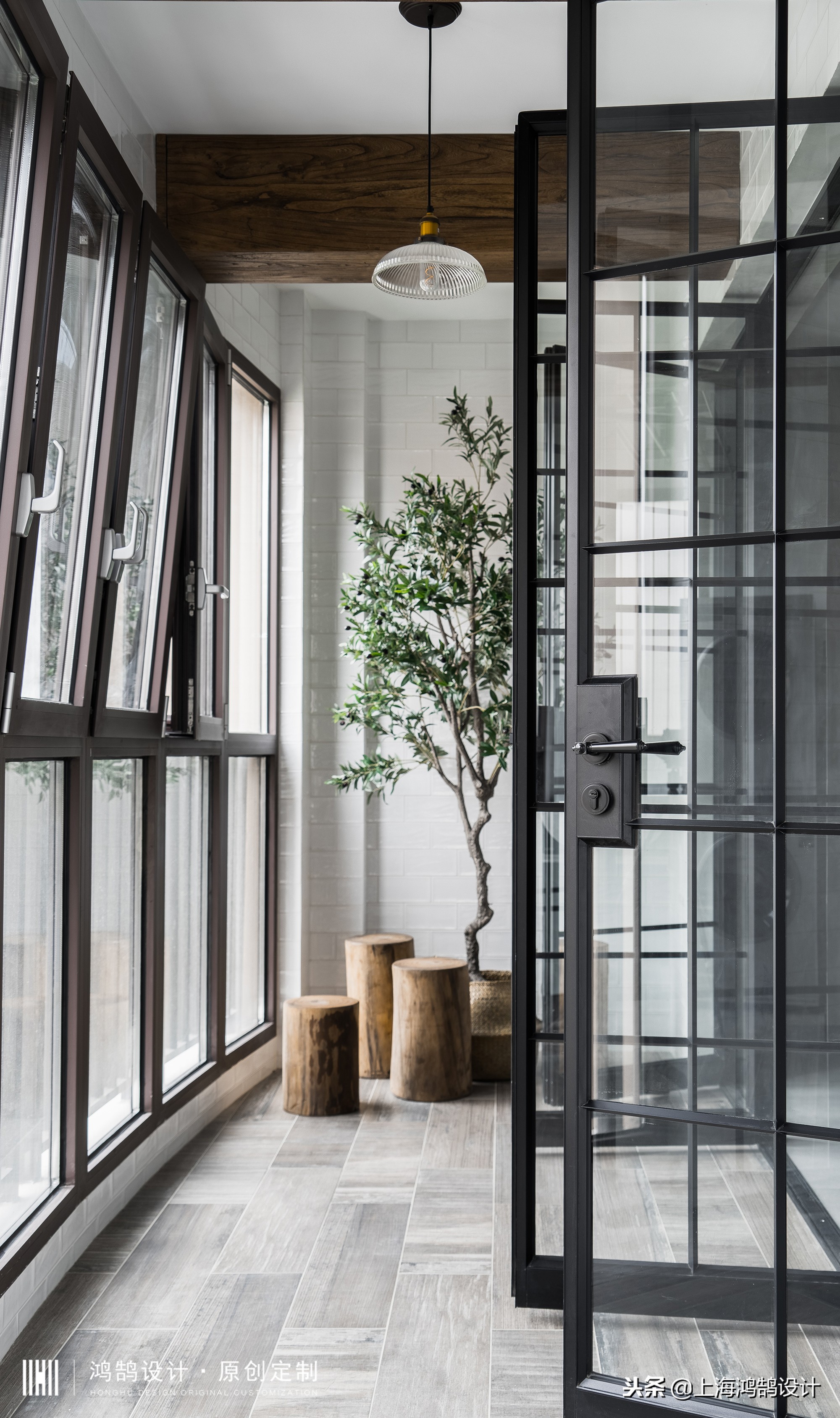 黑框极简玻璃门安装,家装玻璃门什么颜色的流行