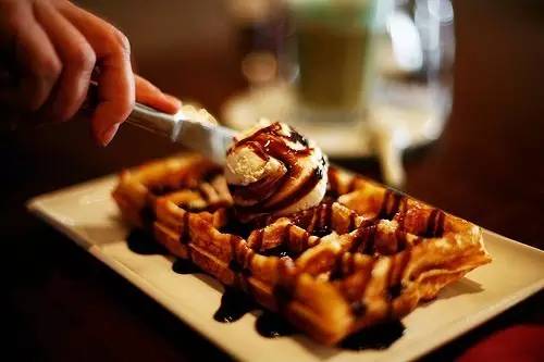 饭局上最不宜带的人,饭局上的三种人不能得罪