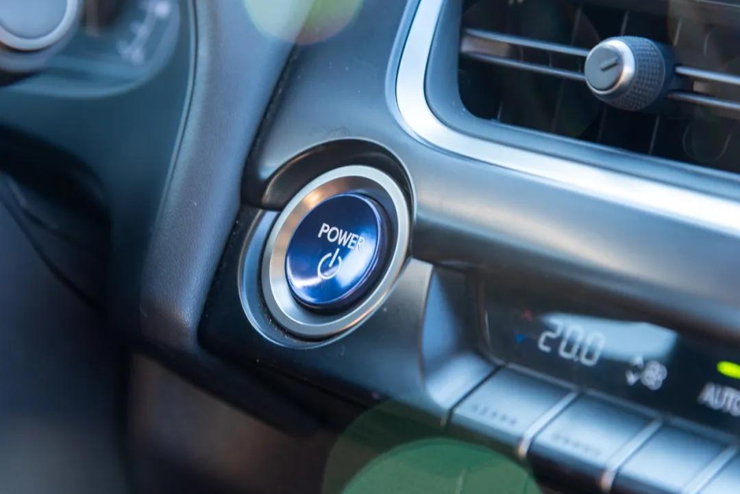 雷克萨斯ux260试驾体验,雷克萨斯ux260h试驾体验