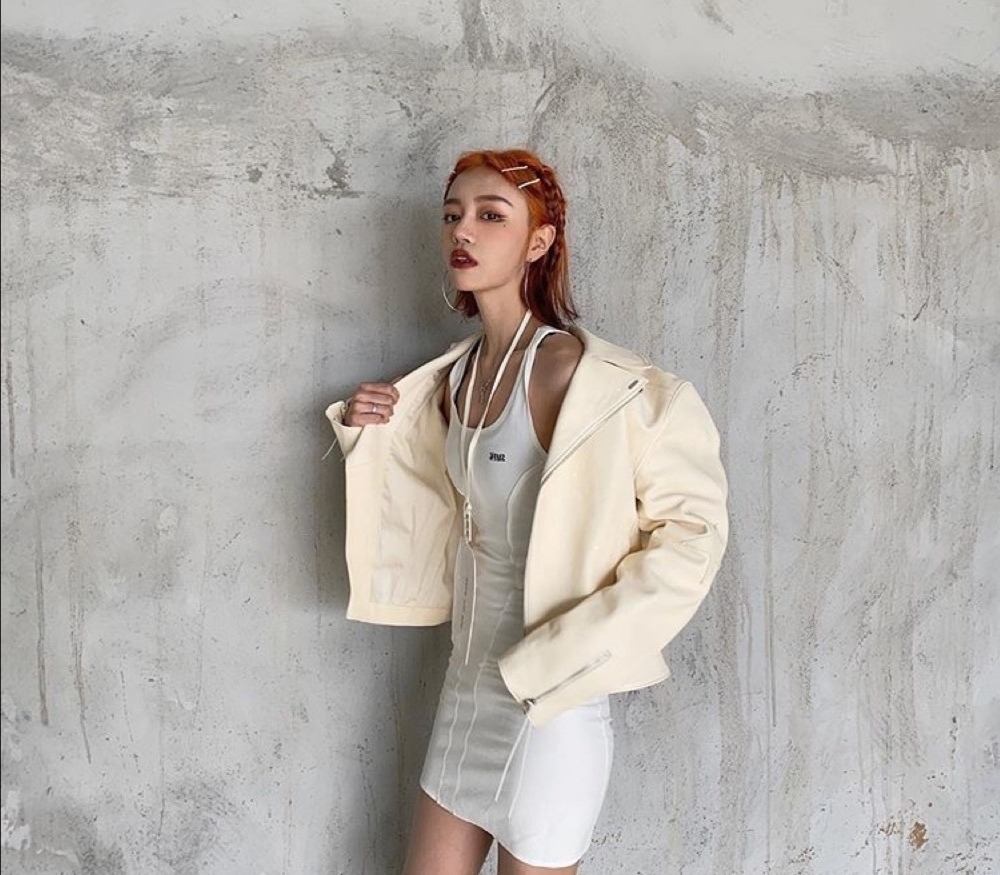 烦透了流水线网红脸？四款风格时尚博主，一般人爱第四位的颜