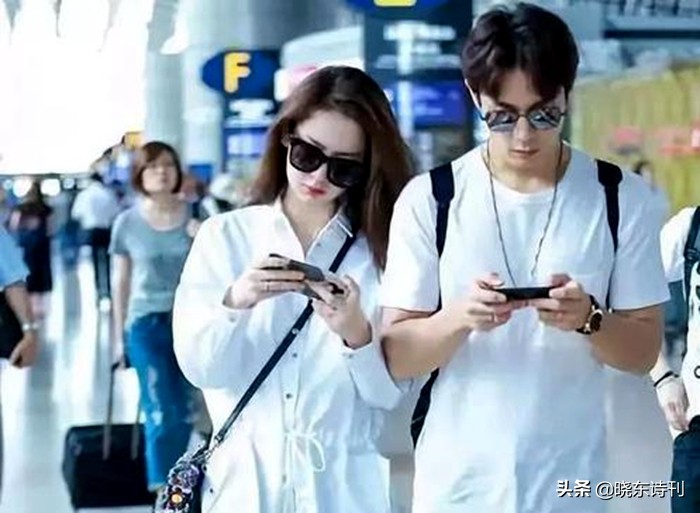 「黎明拾穗」43期诗词41首，首页篇篇造网红，风流戏子逞英雄