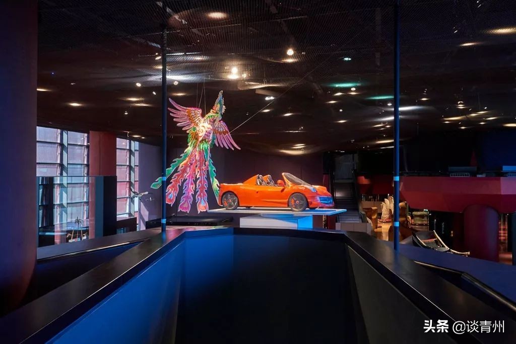 中国人烧给死人的纸扎，登上巴黎设计周，还被法国的博物馆收藏