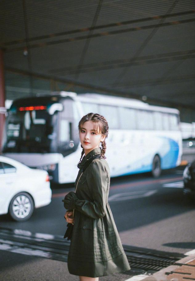 丸子头的发型适合哪些脸型,丸子头流行发型