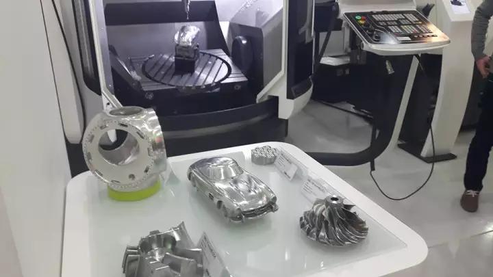 WorkNC为你准备的出街行头，你就是最亮的仔数，你喜欢哪件？