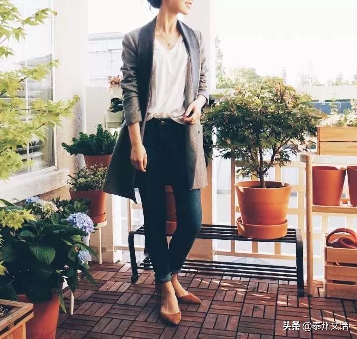 女生需要的基本款秋装有哪些？