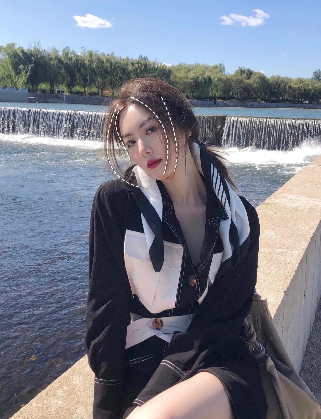 编发这样扎超美腻而且很显年轻哦,随意扎出时尚又好看的编发