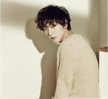 自然卷男生适合什么发型大全,男士自然卷适合的发型图片2022年