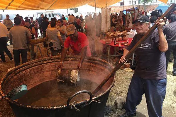 墨西哥香男辣女的口水，为魔力酱，淌了300年