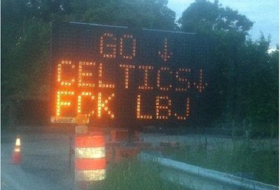 詹皇9年没在盐湖城赢球，魔鬼主场多恐怖？中国一主场海拔3658米