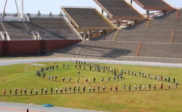 恒大巨型球场效果图,恒大球场全景