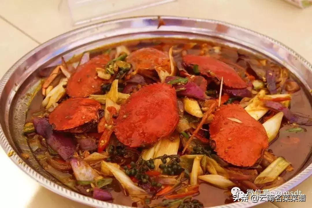 坐落在昆明西山脚下的一条美食街,云南昆明十大美食街