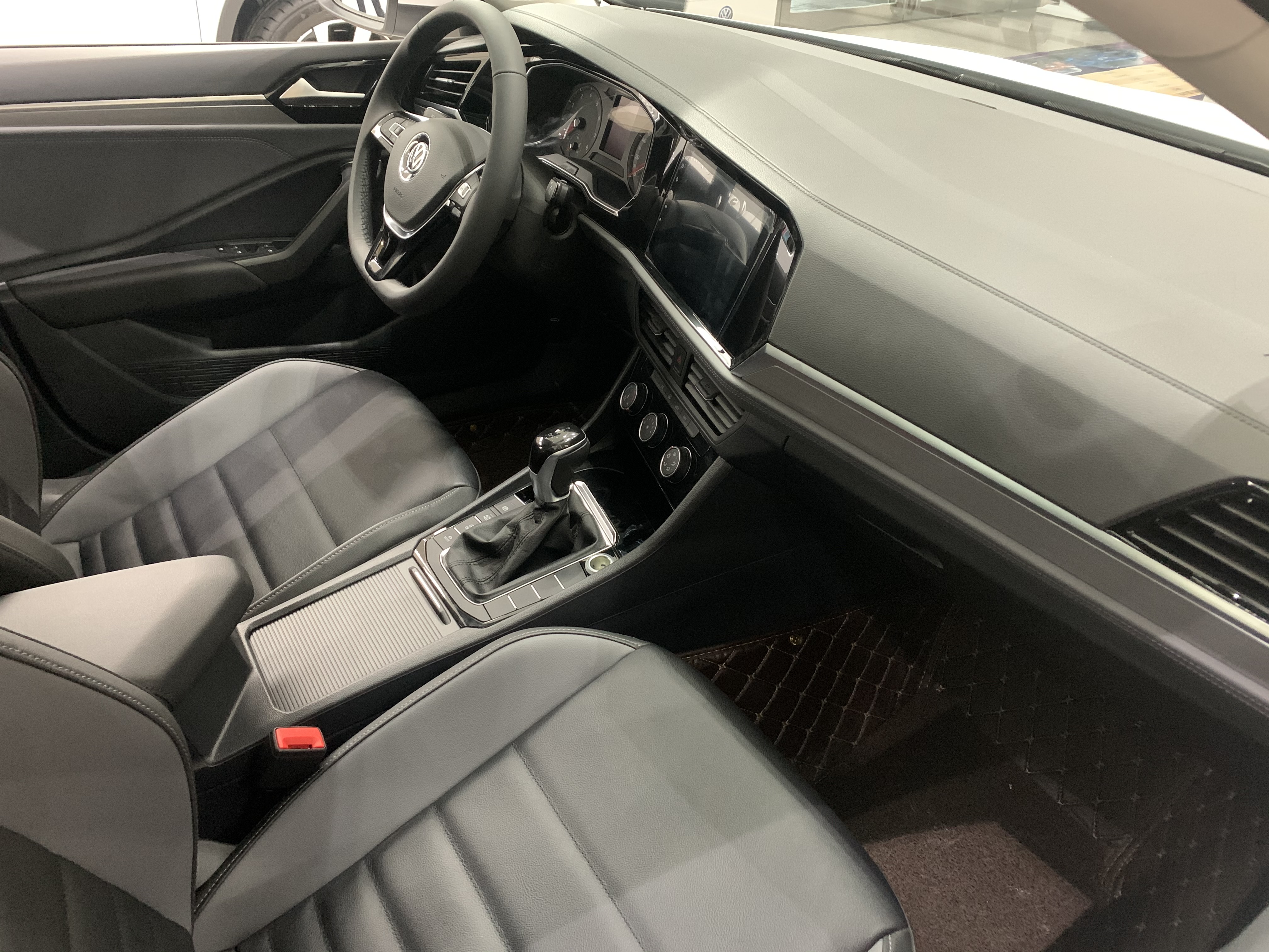 十万左右性价比高的速腾,17万提1.2速腾