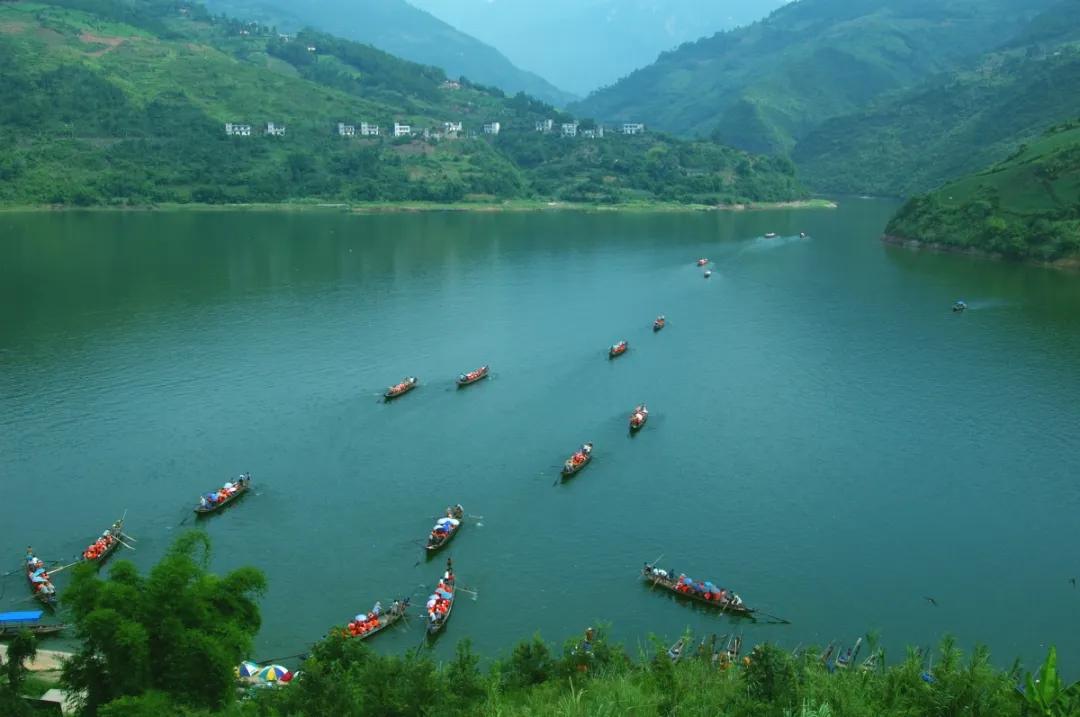 湖北a级景区对全国游客免费,湖北a级景区对援鄂医护免票