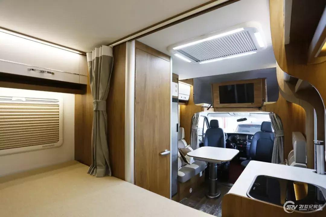 最便宜的c型依维柯自动挡房车,最便宜的依维柯自动挡c型房车