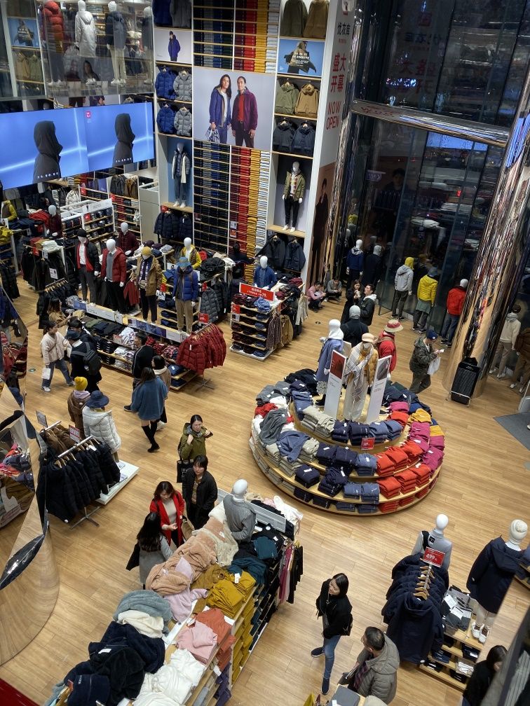 汉街优衣库城市旗舰店,优衣库官方旗舰店成都