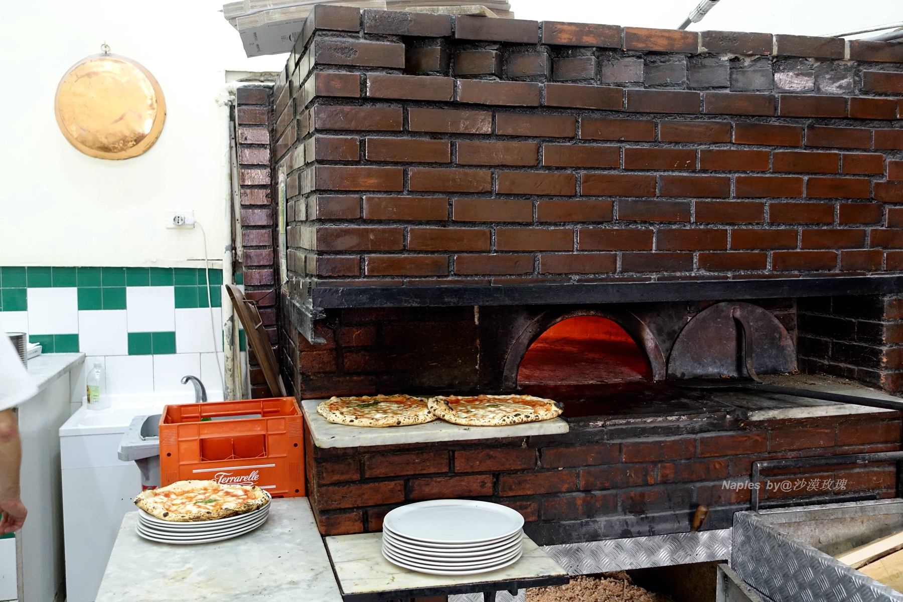 意大利那不勒斯老城市,那不勒斯在意大利的地位